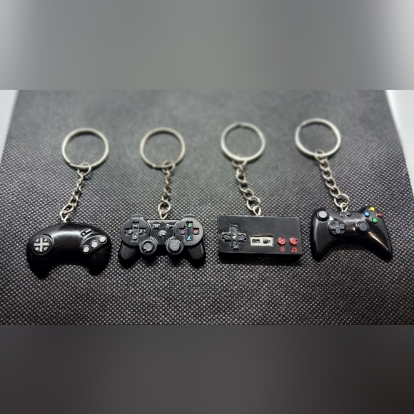 Custom Gamer Keychains - Picture 2 of 2